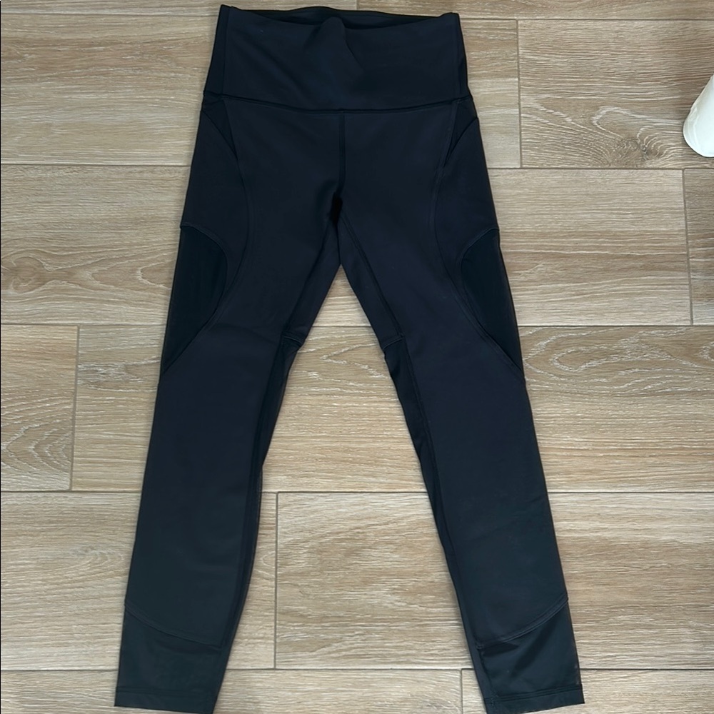 Black Mesh Lululemon High-Waisted Leggings Sz 6